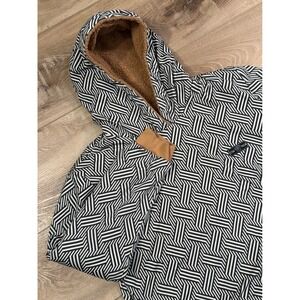 USA Palm Large Reversible Hoodie Geometric Print Sherpa Lined Tan Brown